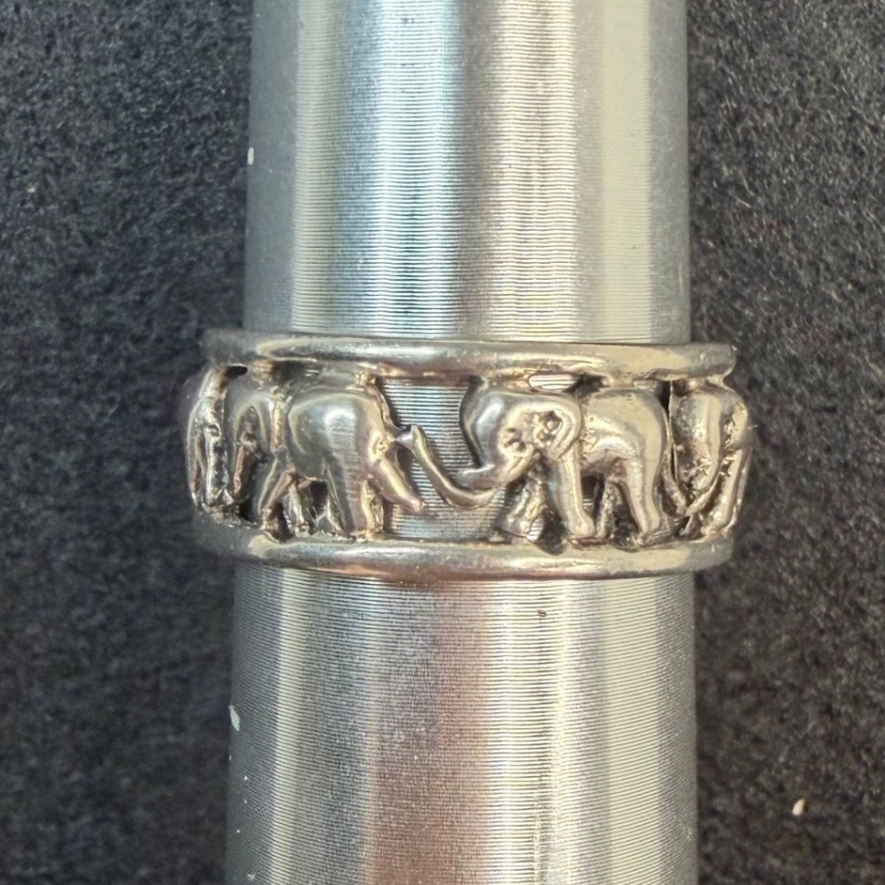 Sterling Silver 925 Elephant Band Ring Size 8 Animal Theme Boho Jewelry